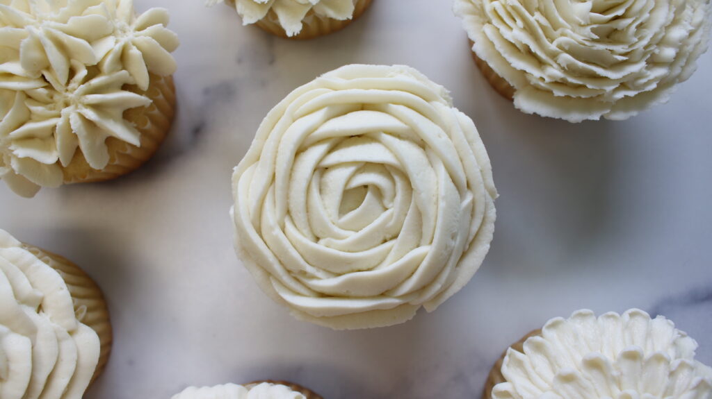 Buttercream Flower Cupcakes