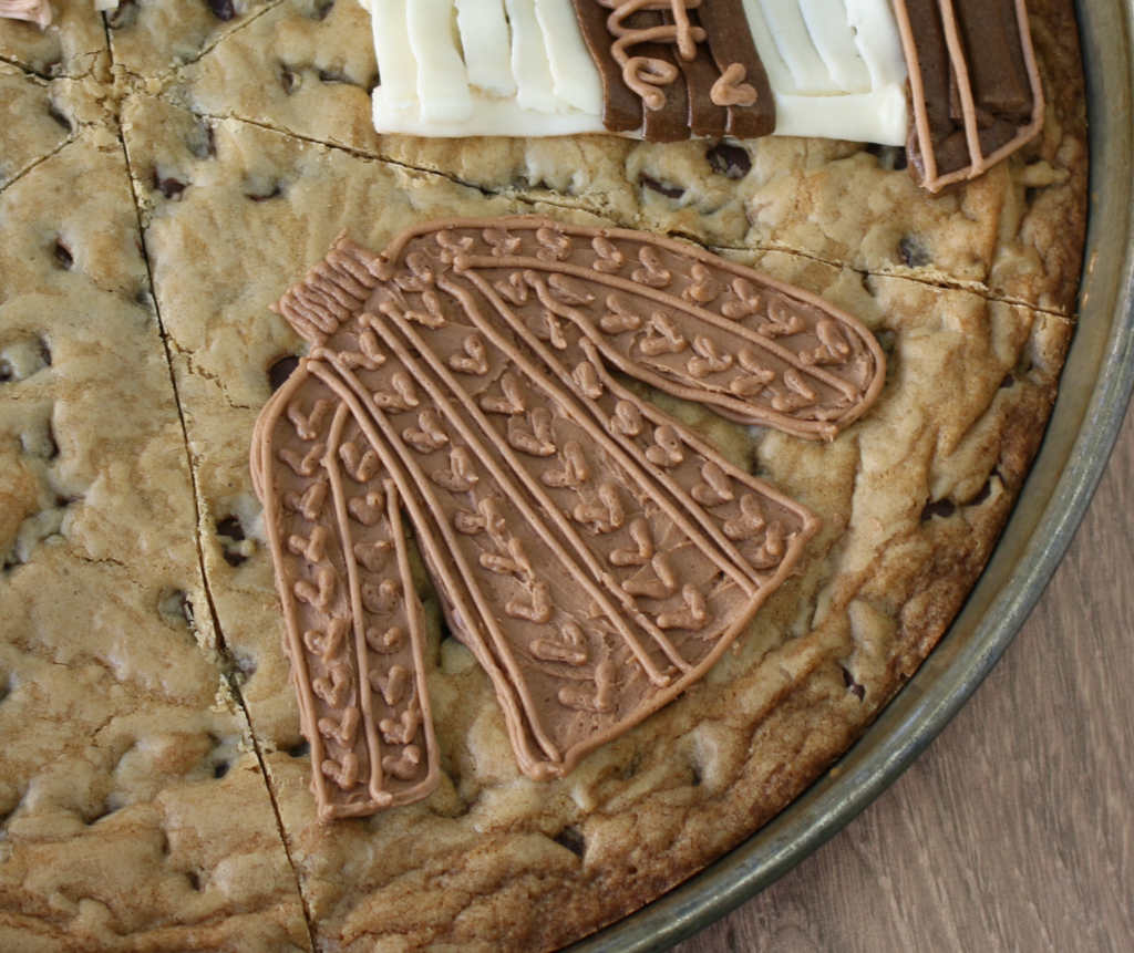 alissasbakeshop cookie cake