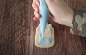 glue bottle sugar cookie