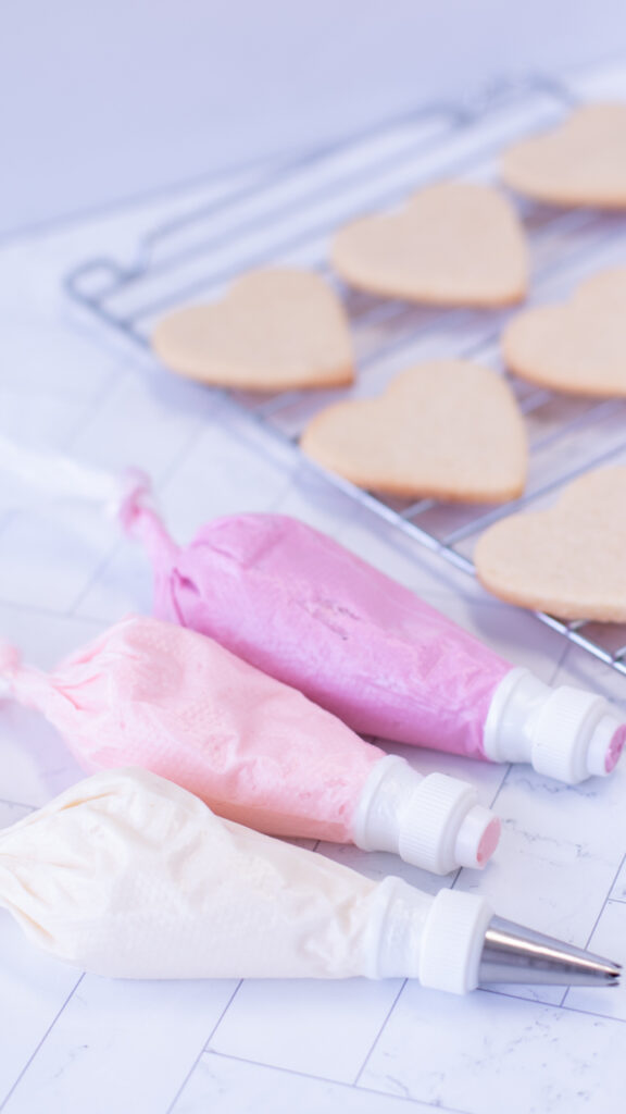 simple valentines buttercream cookies