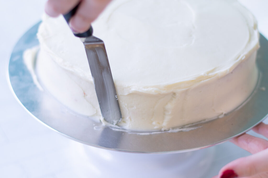 red velvet cake with cream cheese frosting