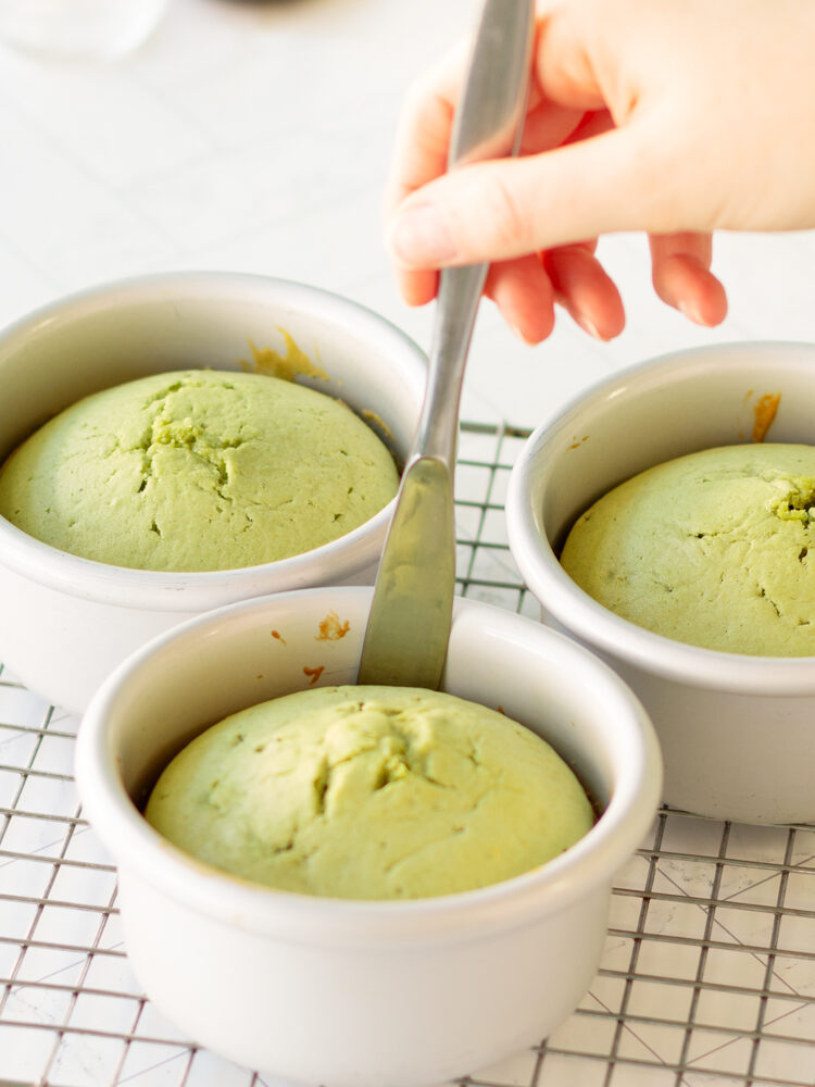 Small cake matcha