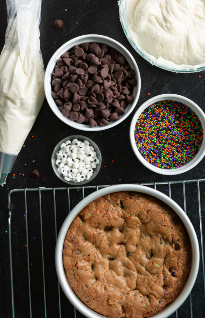 mini halloween cookie cake