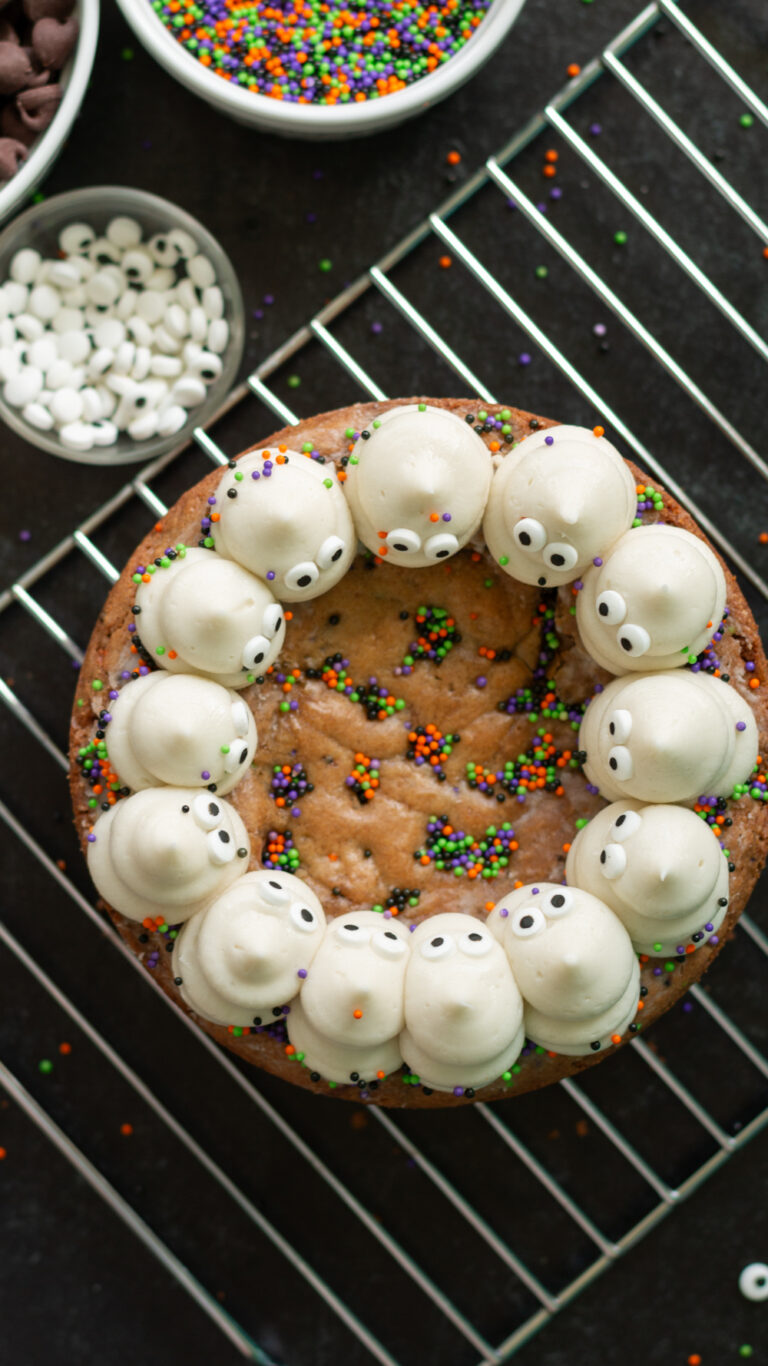 Mini Halloween Cookie Cake