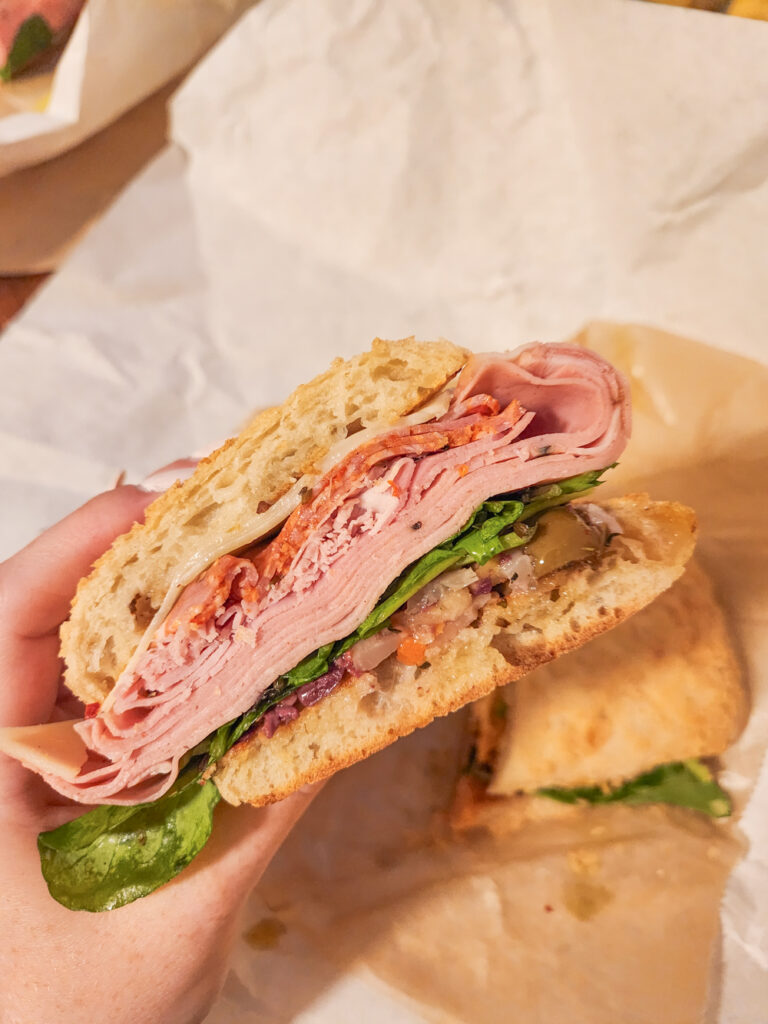 saugatuck places to eat