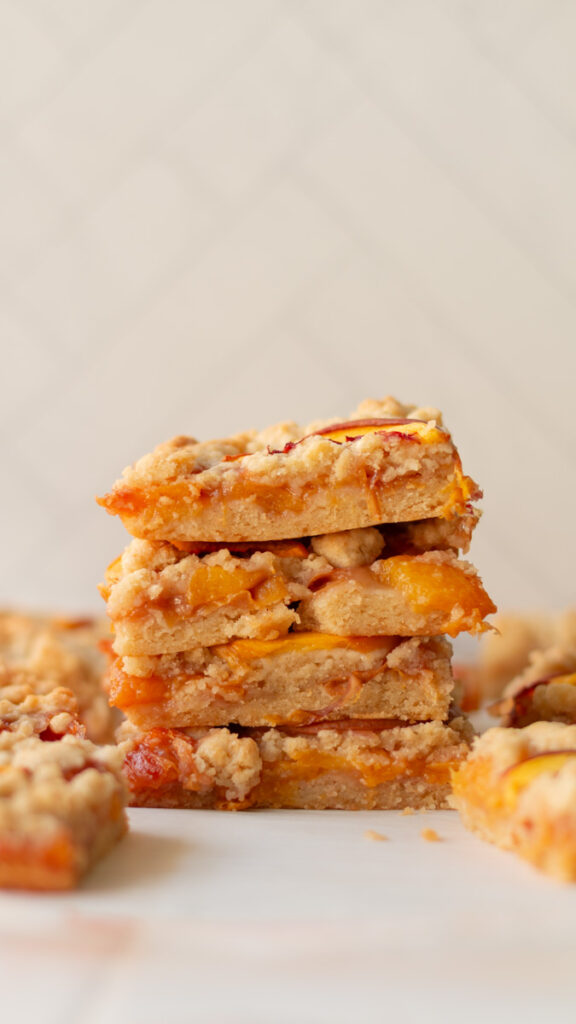 peach crumble bars