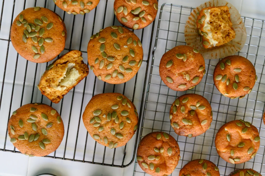 Pumpkin Muffins With Cream Cheese Filling